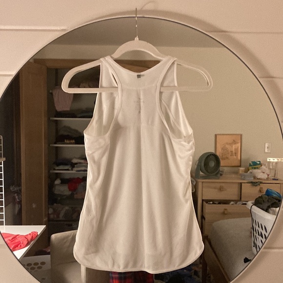 Women’s Nike Dri Fit Tank Top - Picture 2 of 4